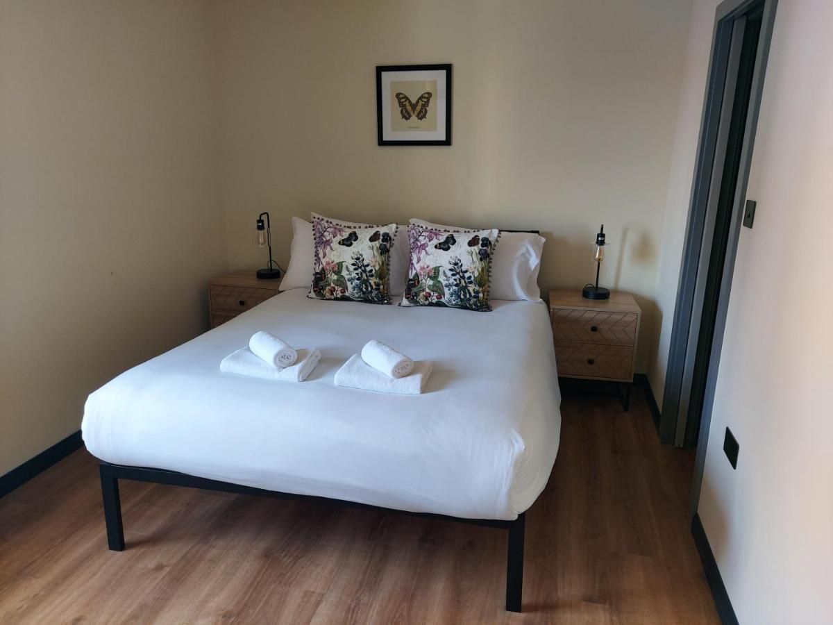 Holyrood New Apartment Единбург Екстериор снимка