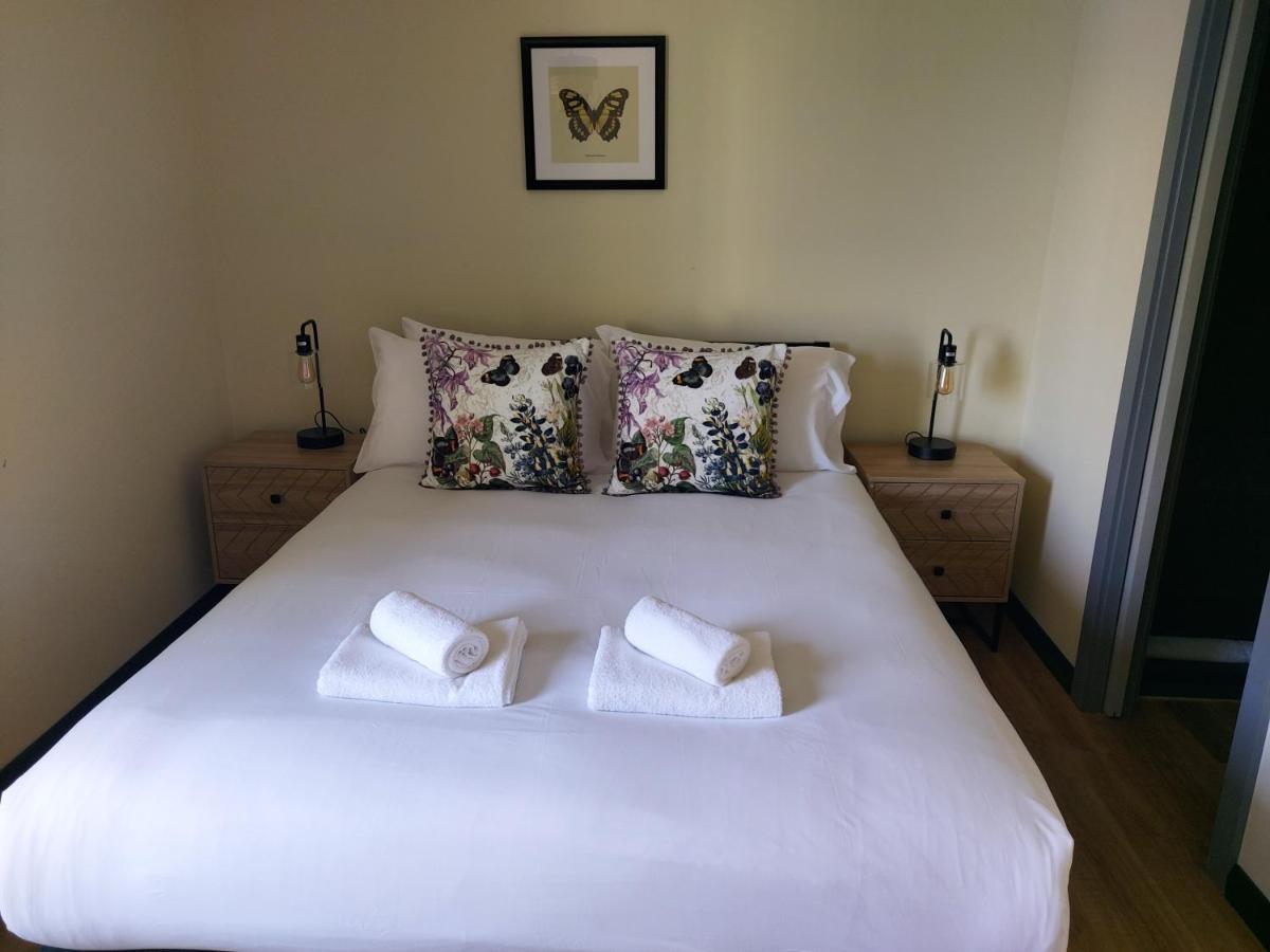 Holyrood New Apartment Единбург Екстериор снимка
