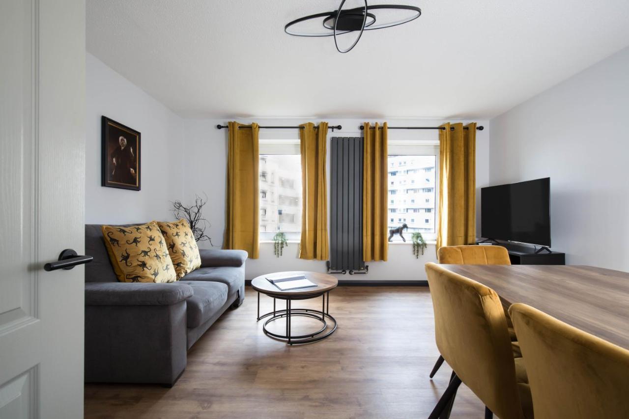 Holyrood New Apartment Единбург Екстериор снимка